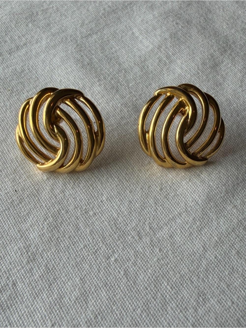 Vintage Monet Gold Tone Openwork Swirl Knot Stud Earrings